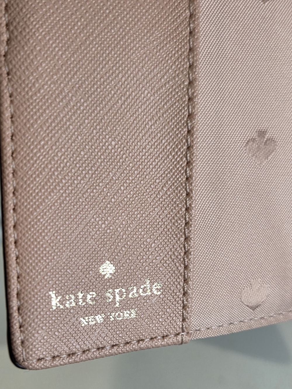 Kate Spade Flamingo By The Pool Passport Holder - Picture 6 of 6